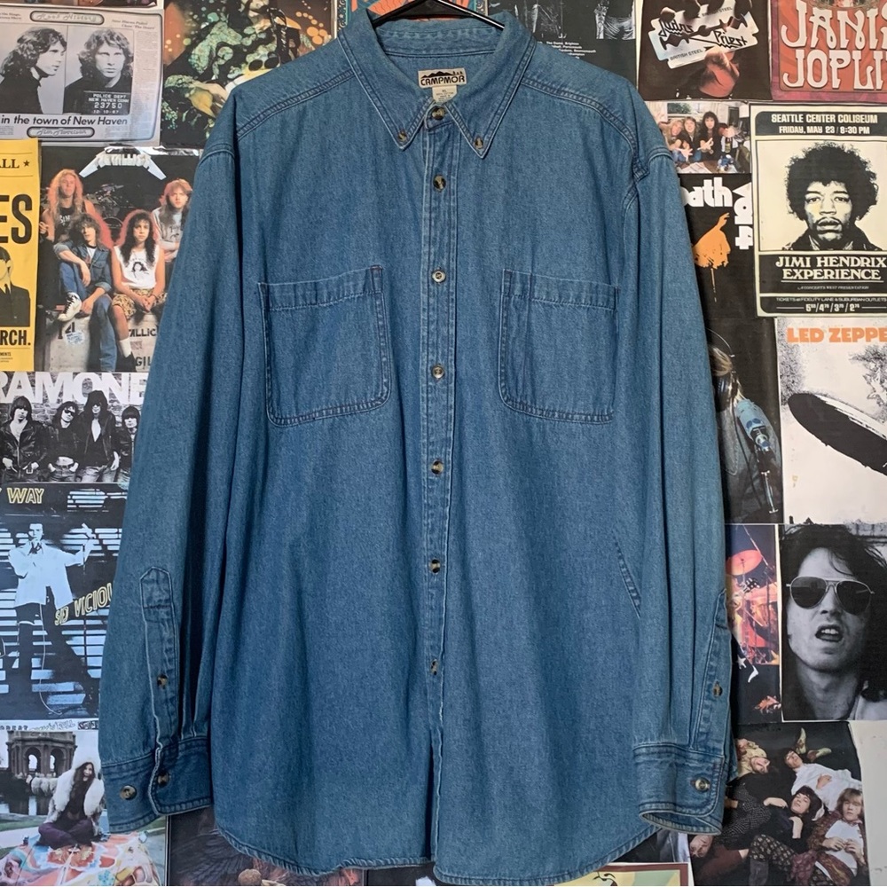 VINTAGE Men’s denim button-up long sleeve shirt (XL)